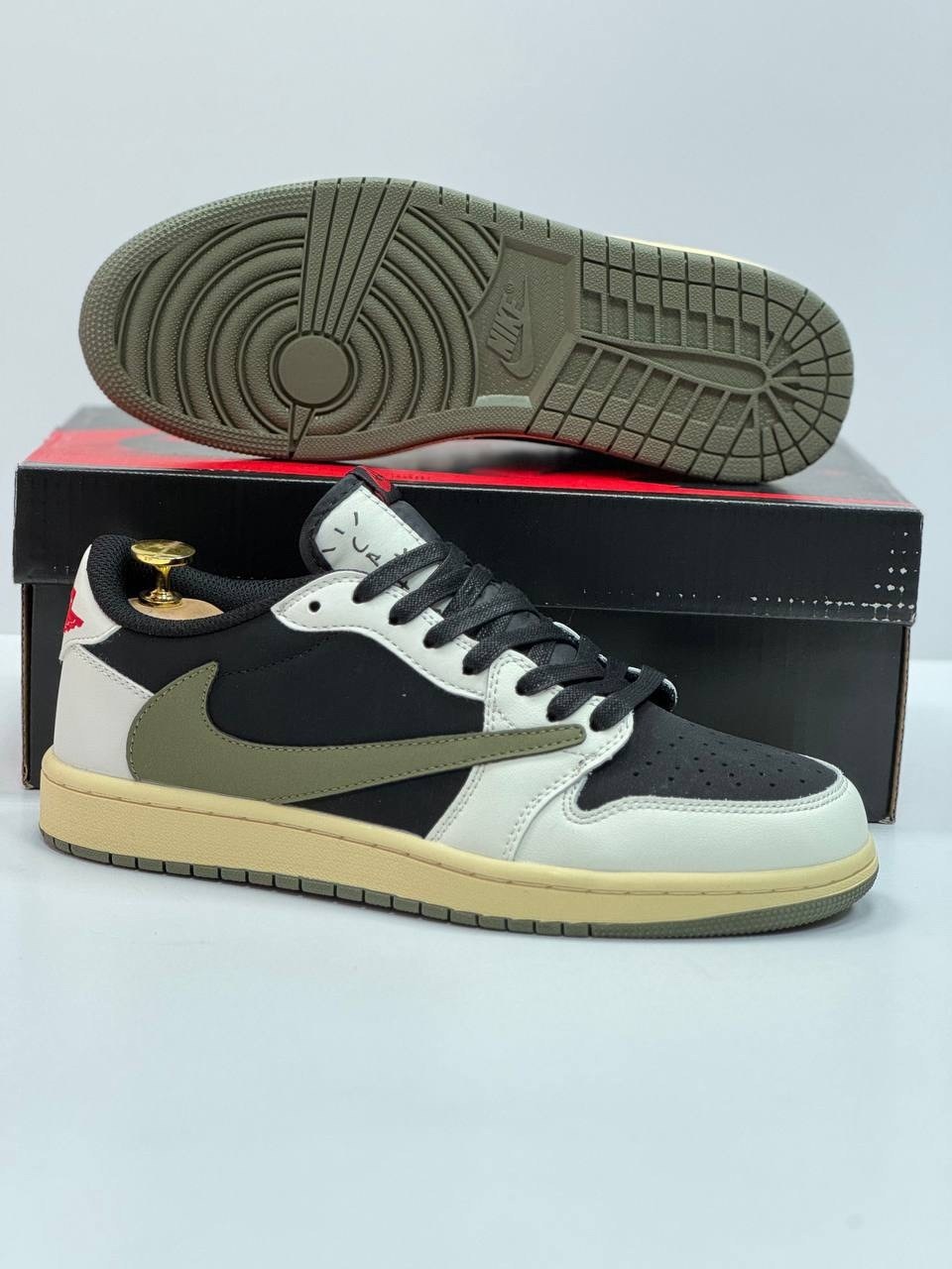 кроссовки nike air jordan 1 low travis scott,nike air jordan 1 low travis scott,кроссовки travis scott x nike air jordan 1 low,nike air jordan 1 travis scott olive,кроссовки travis scott x nike air jo