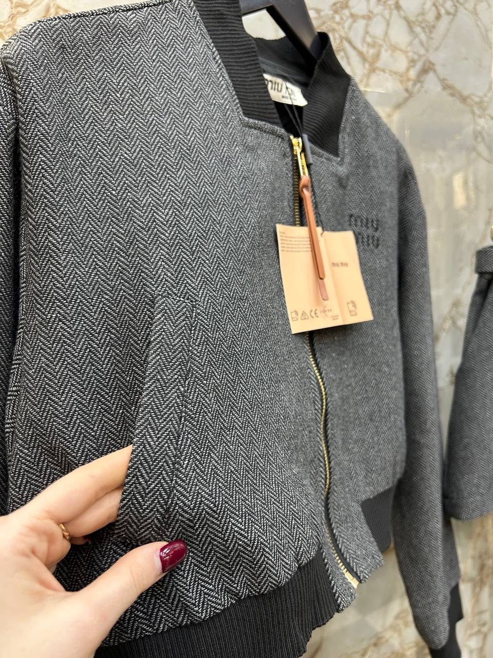 костюм с юбкой,костюм miu miu,костюм женский,куртка бомбер