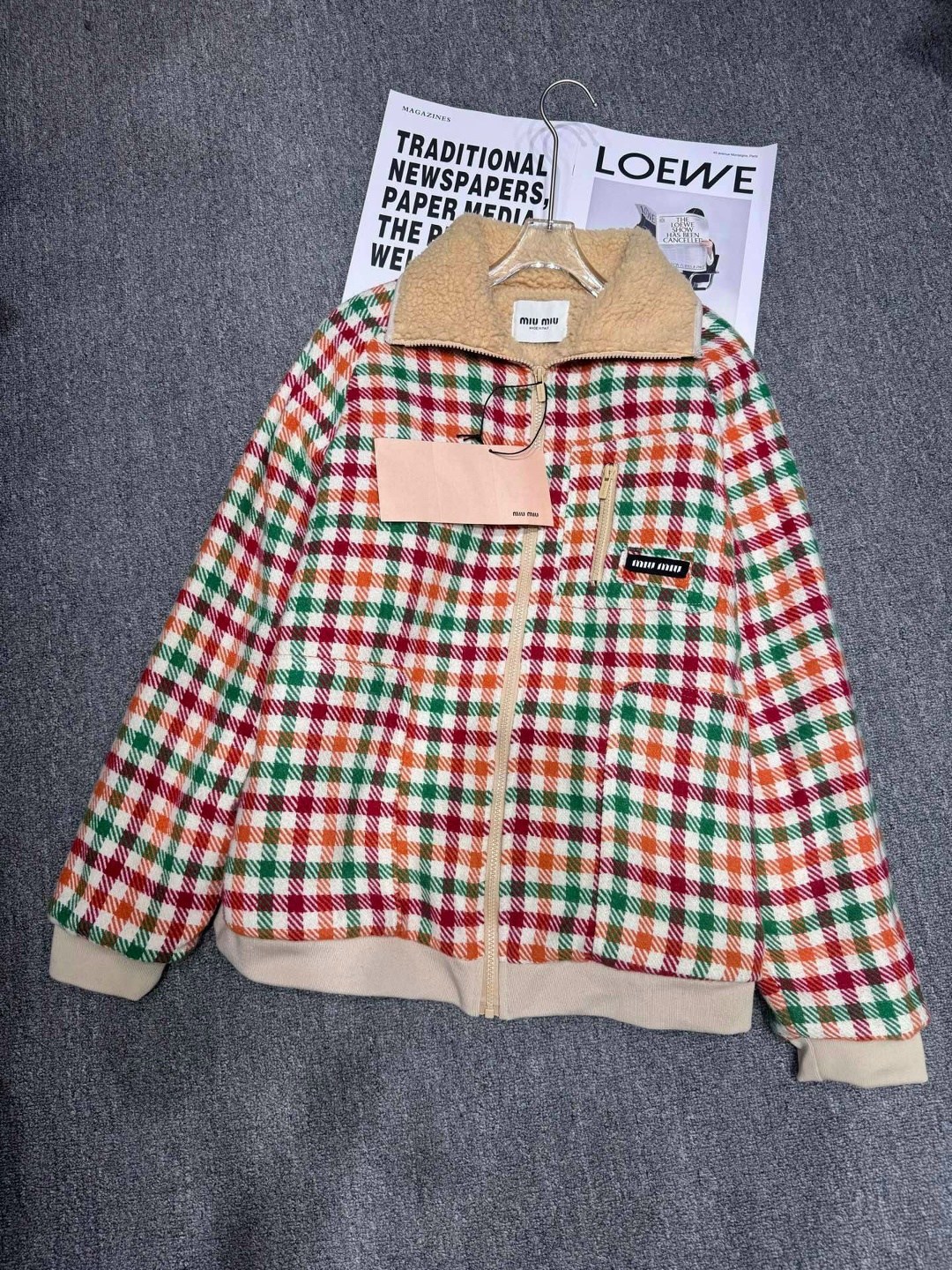 miu miu,supreme burberry jacket,burberry supreme 2025,куртка в клетку,supreme burberry