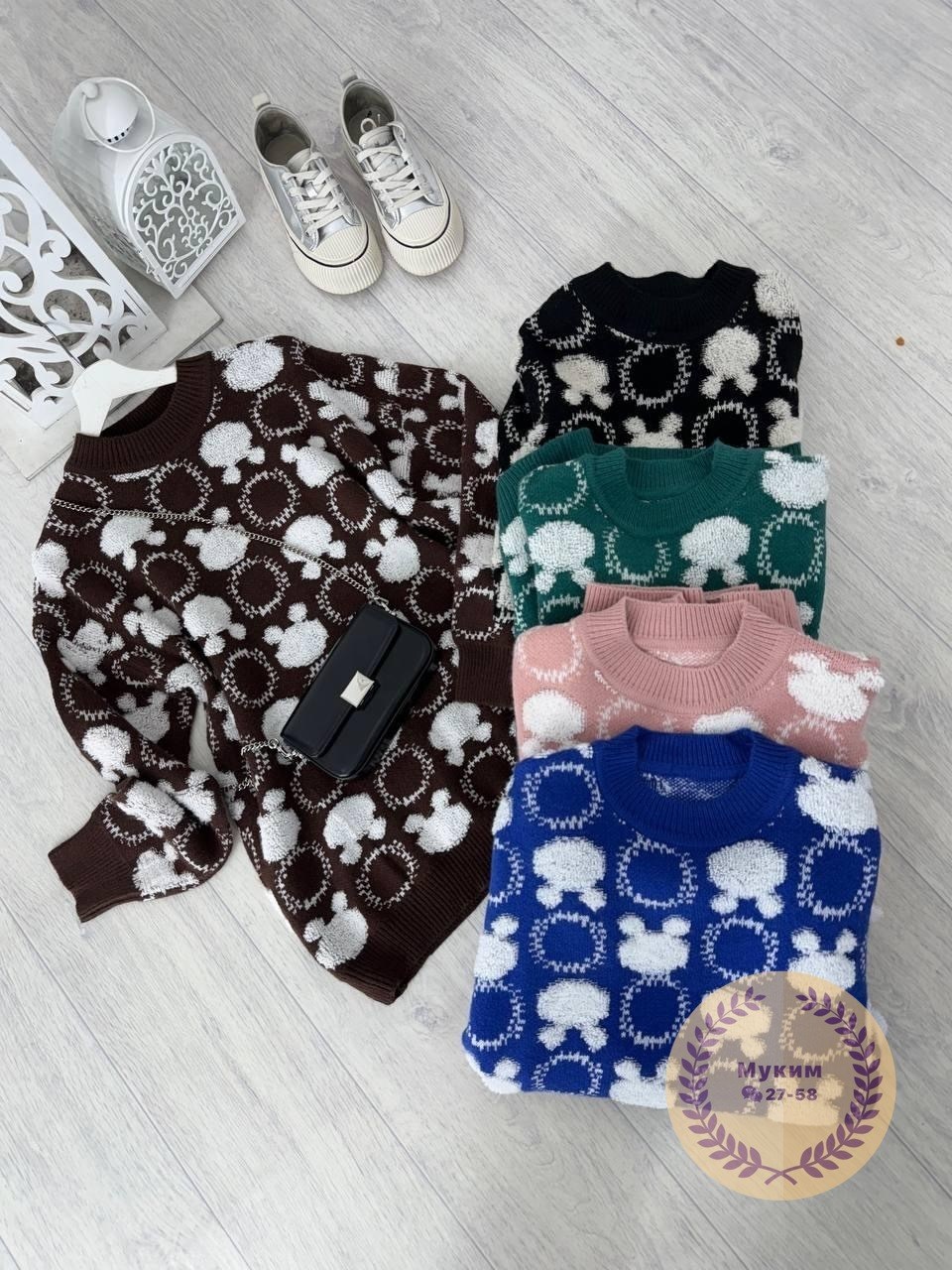 свитер новогодний,свитера женские,свитер женский новогодний,свитер со снежинками,свитер женский с оленями