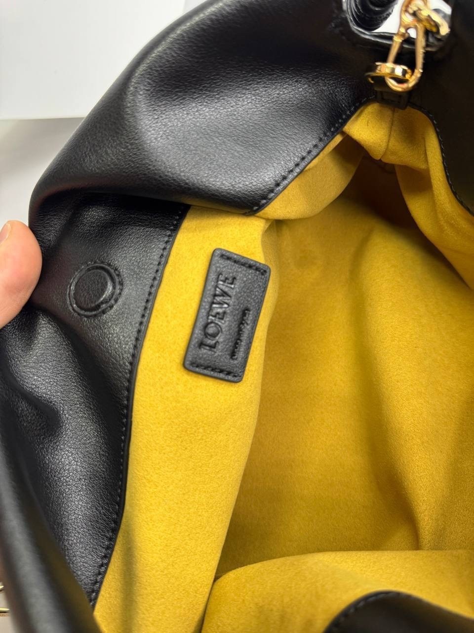 сумки,сумочка с цепочкой,женская сумка,loewe сумка на плечо,модная сумка