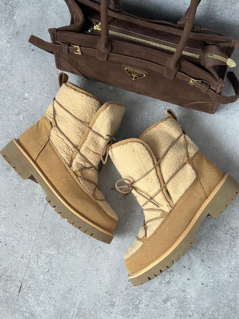 ,угги женские,зимняя женская ,сапожки,женские зимние ботинки