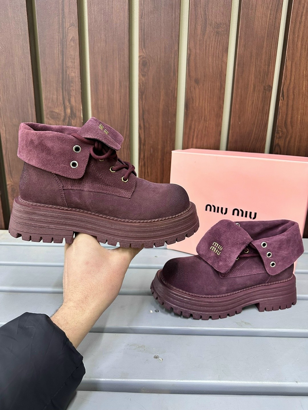 ботинки miu miu,ботинки женские miu miu,ботинки замшевые miu miu,ботинки miu miu шоколадные,ботинки зимние miu miu