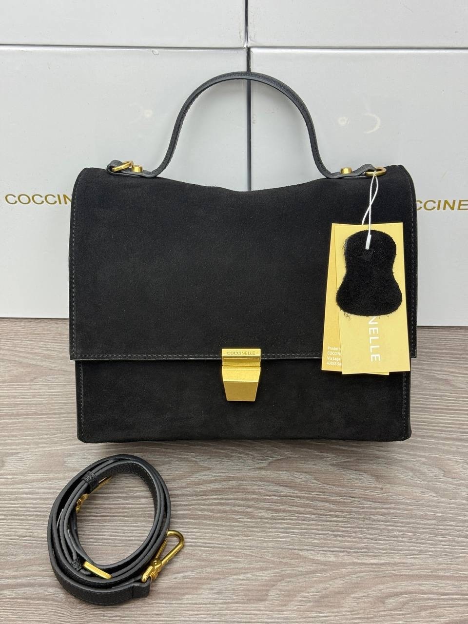 замшевая сумка coccinelle,замшевая сумка,женская сумка из натуральной кожи и замши,сумка,сумка coccinelle