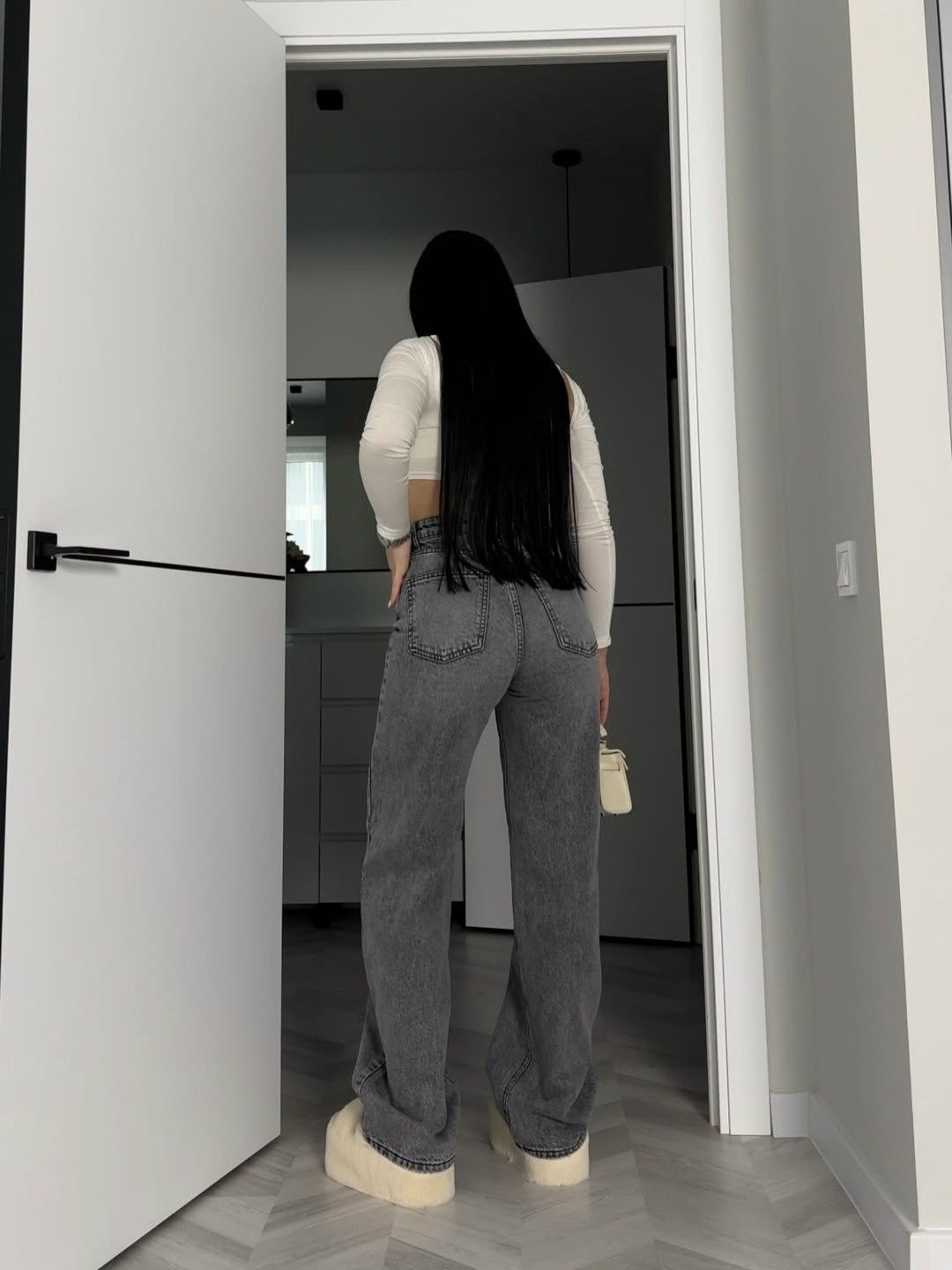 джинсы женские,джинсы,джинсы мом,джинсы широкие,стильные джинсы