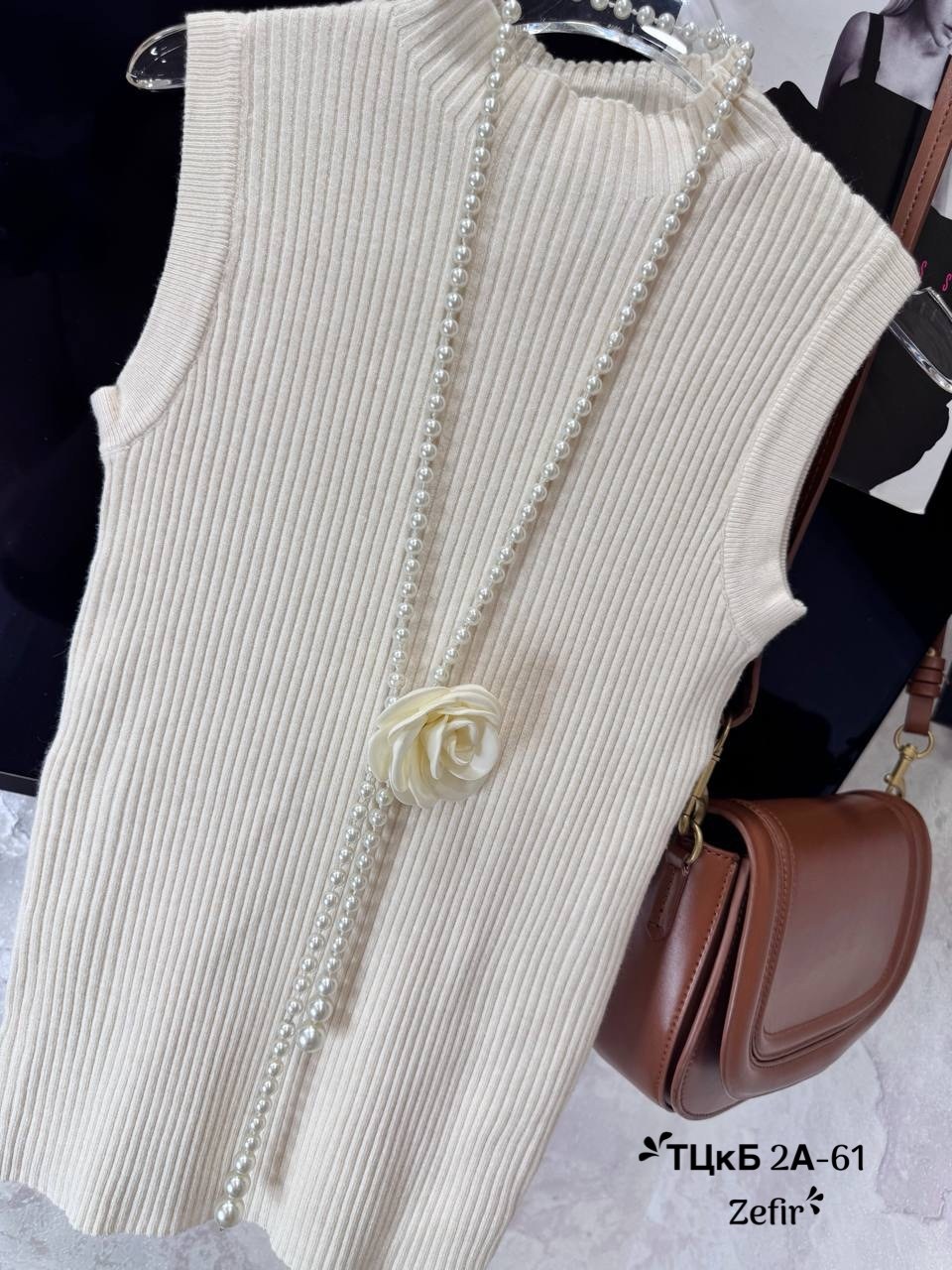 кофта женская,ожерелье,женское ожерелье,женский вязаный жилет,ожерелье с цветком