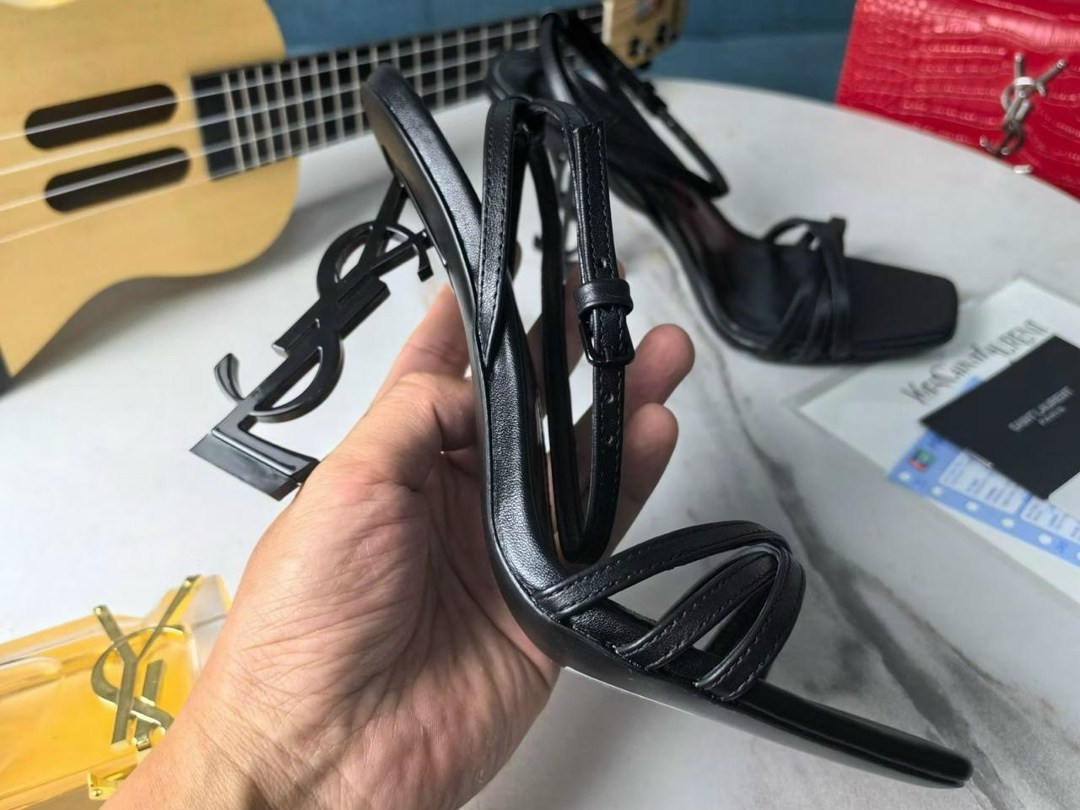 босоножки ysl,босоножки saint laurent,босоножки yves saint laurent,saint laurent босоножки opyum 110,кожаные босоножки