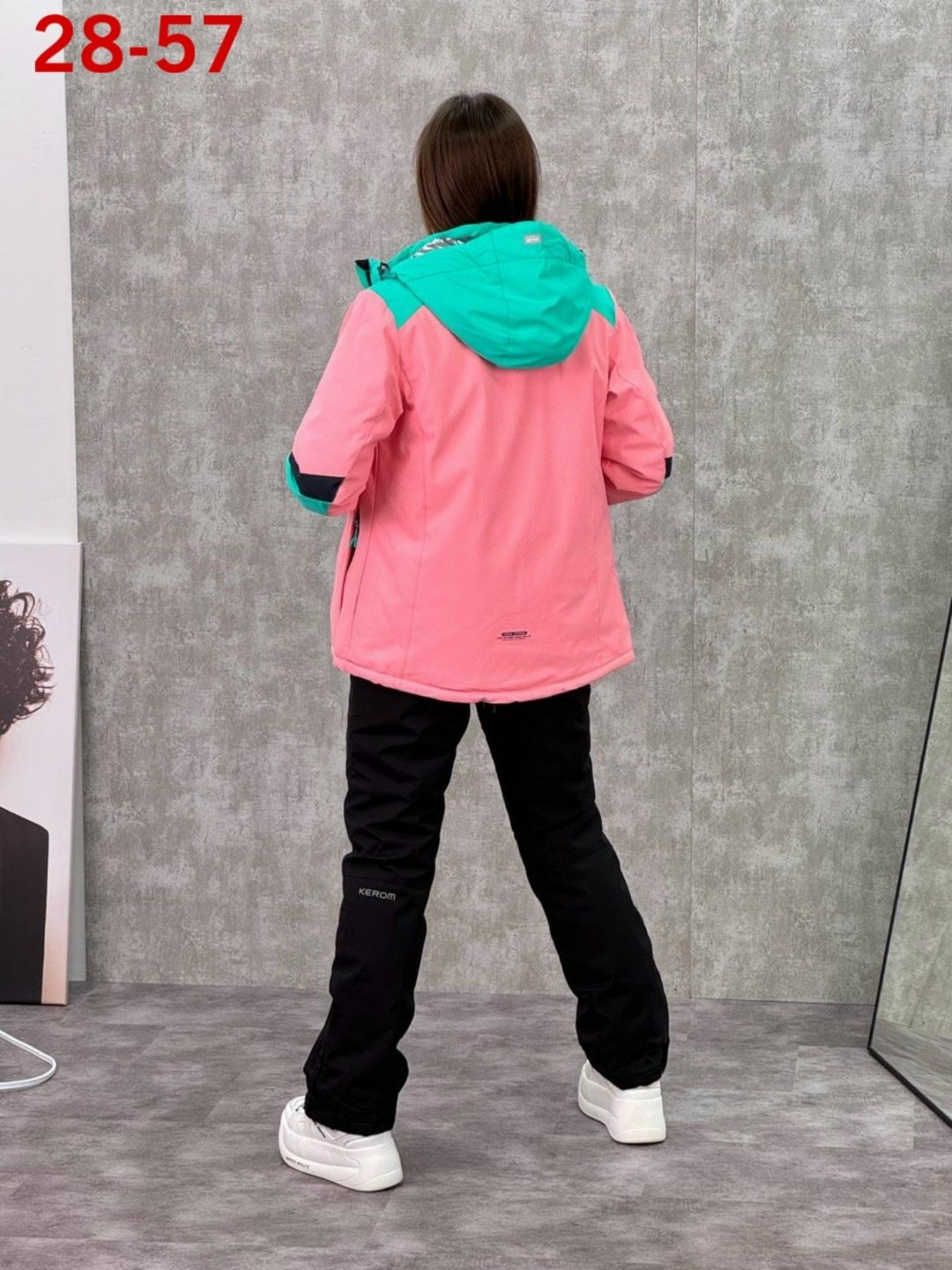 женский горнолыжный костюм,женский зимний костюм,горнолыжный костюм женский зимний розового цвета,горнолыжный костюм зимний женский,лыжные костюмы