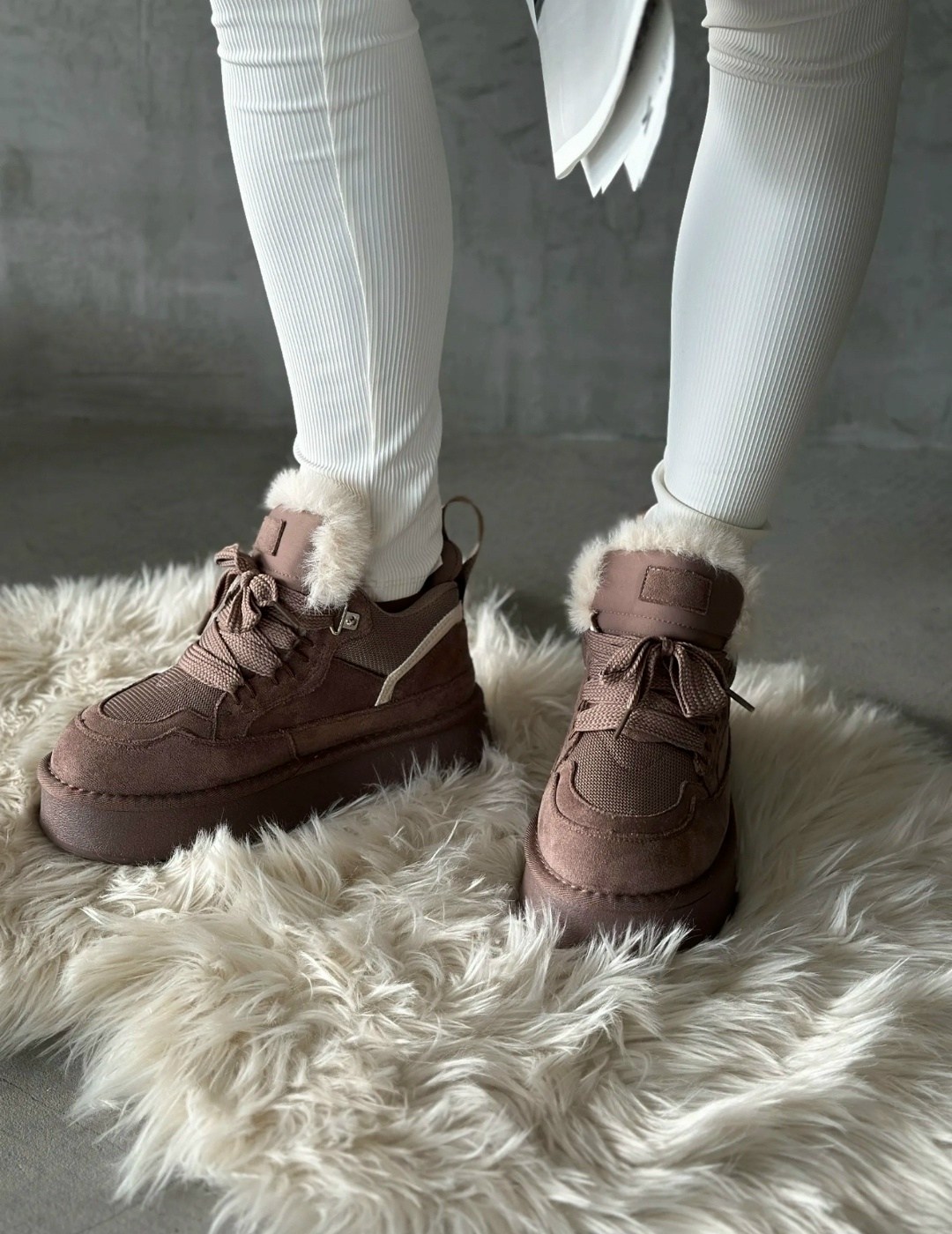 ,зимняя  женская,женская ,кроссовки женские зимние,ugg кроссовки