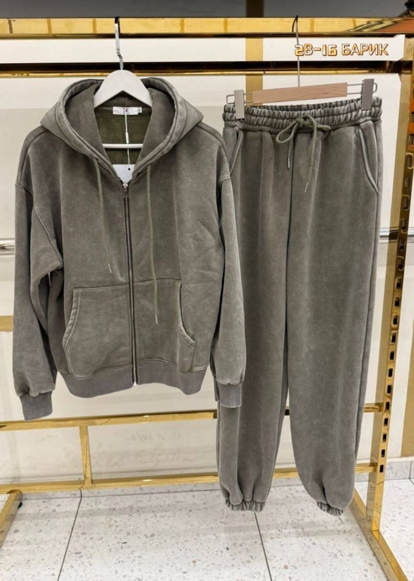костюм спортивный велюровый,спортивный костюм варенка внутри велюр,костюм спортивный,велюровый спортивный костюм женски,велюровый костюм женский