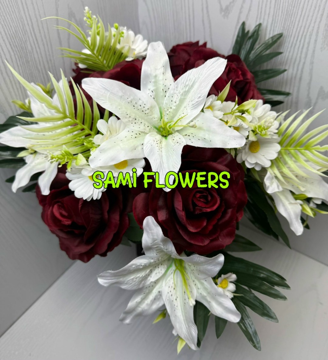 ритуальная композиция из искусственных цветов,композиции из искусственных лилий,букет лилии,композиция из лилии,композиция из лилий