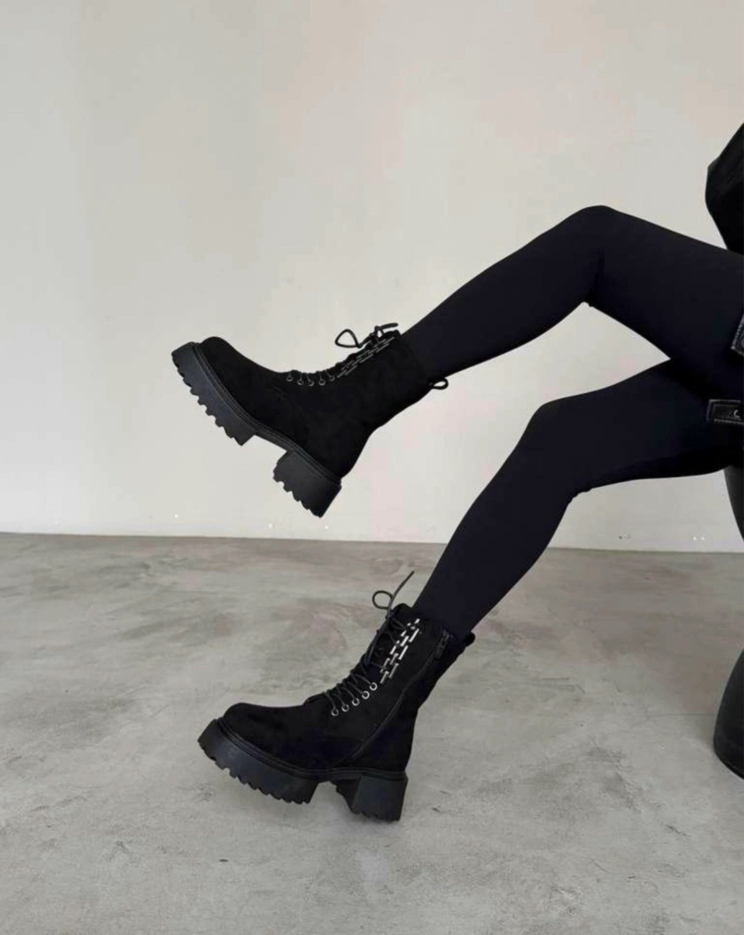 ботинки женские,зимние женские ботинки,женская зимняя ,,замшевые зимние ботинки