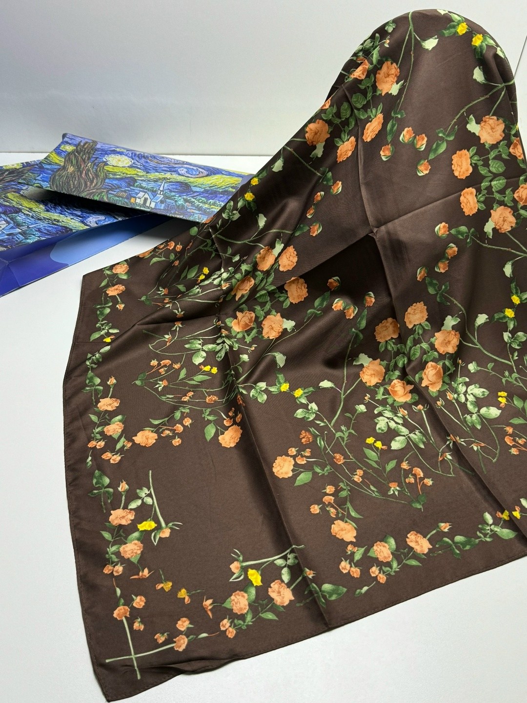 шелковый платок,брендовый платок,платок,платки женские,платки шарф