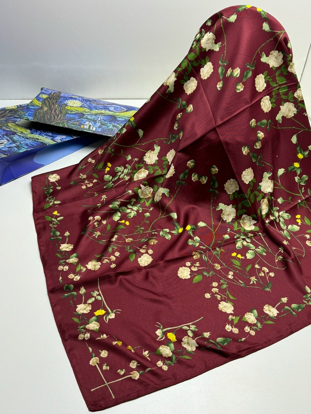 шелковый платок,брендовый платок,платок,платки женские,платки шарф