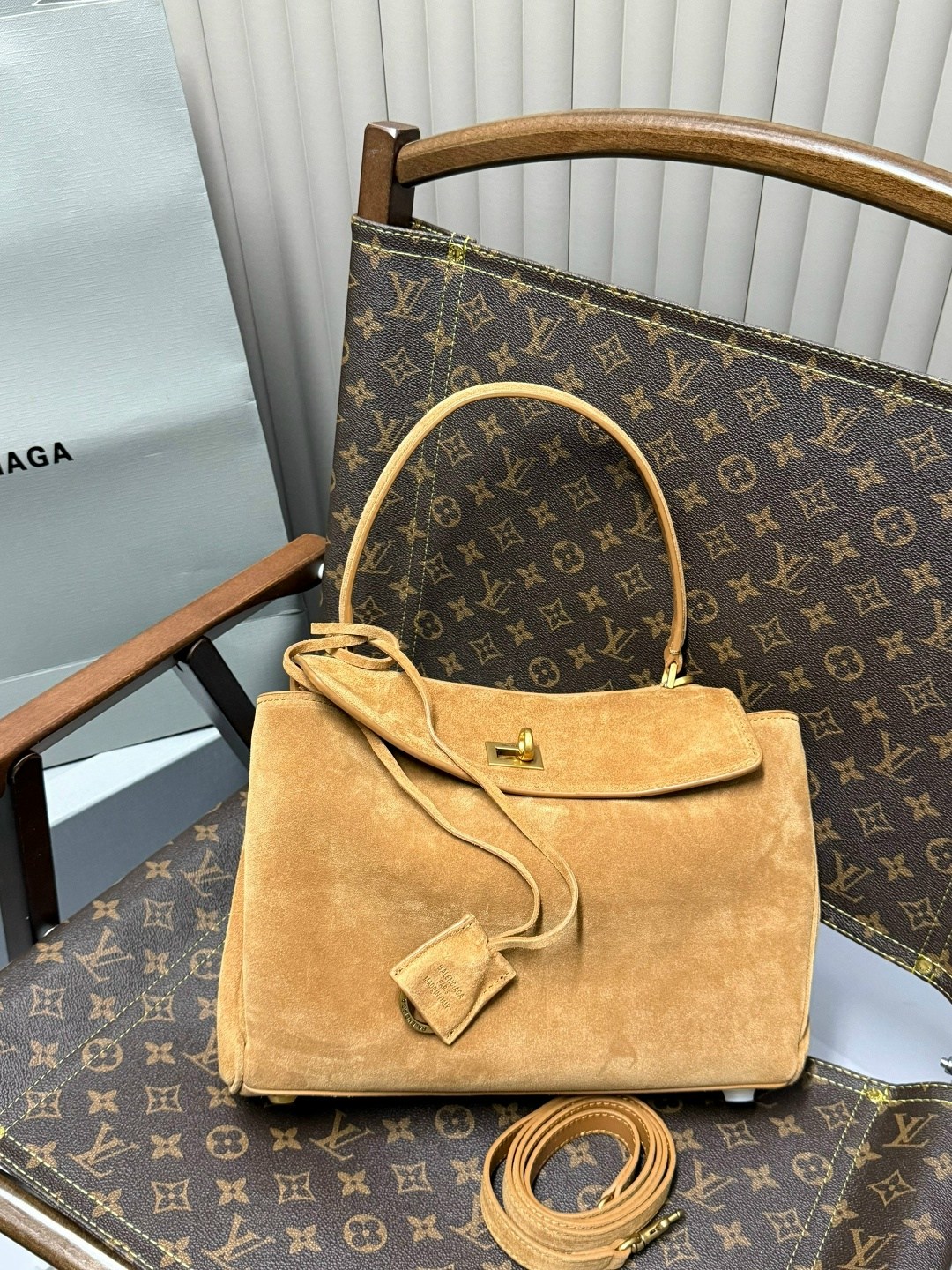 сумка замшевая,женская сумка замшевая,сумка,сумка женская тоут замша натуральная,сумка из натуральной замши