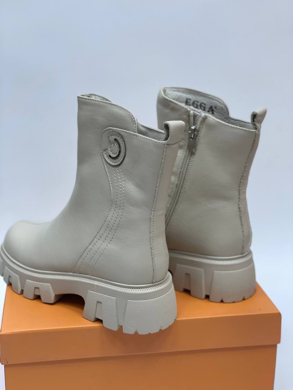 ,ботинки женские,женская ,серые ботинки,женские полусапожки