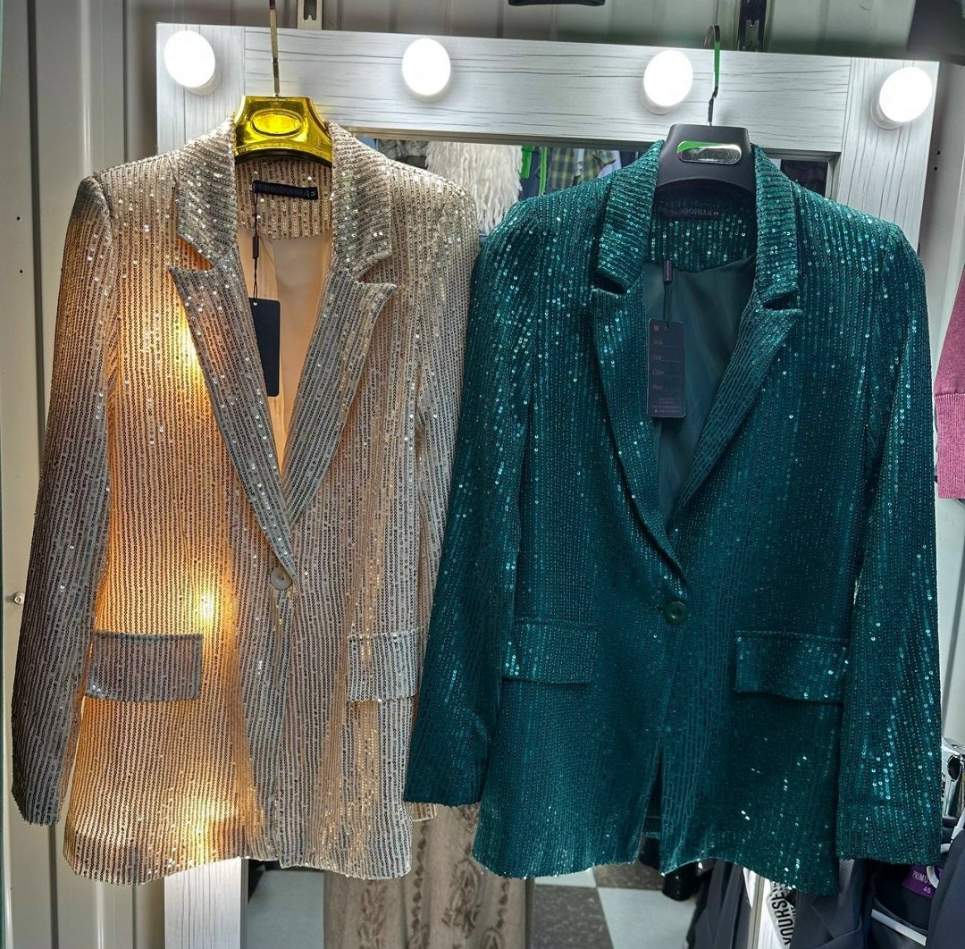 женский бархатный блейзер двубортный пиджак с блестками,пиджак с пайетками женский,пиджак жакет блестящий пайетки,блестящие пиджаки,пиджак с пайетками