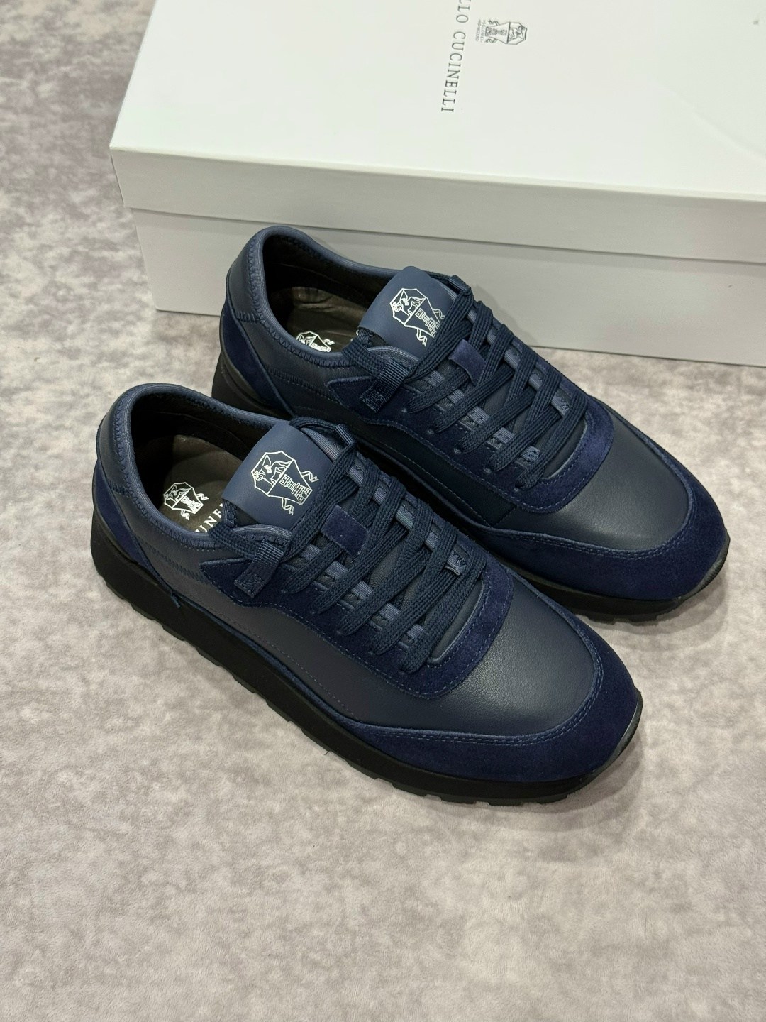 ,кроссовка мужской,мужские кроссовки,кроссовки мужские и женские,мужская  кроссовки