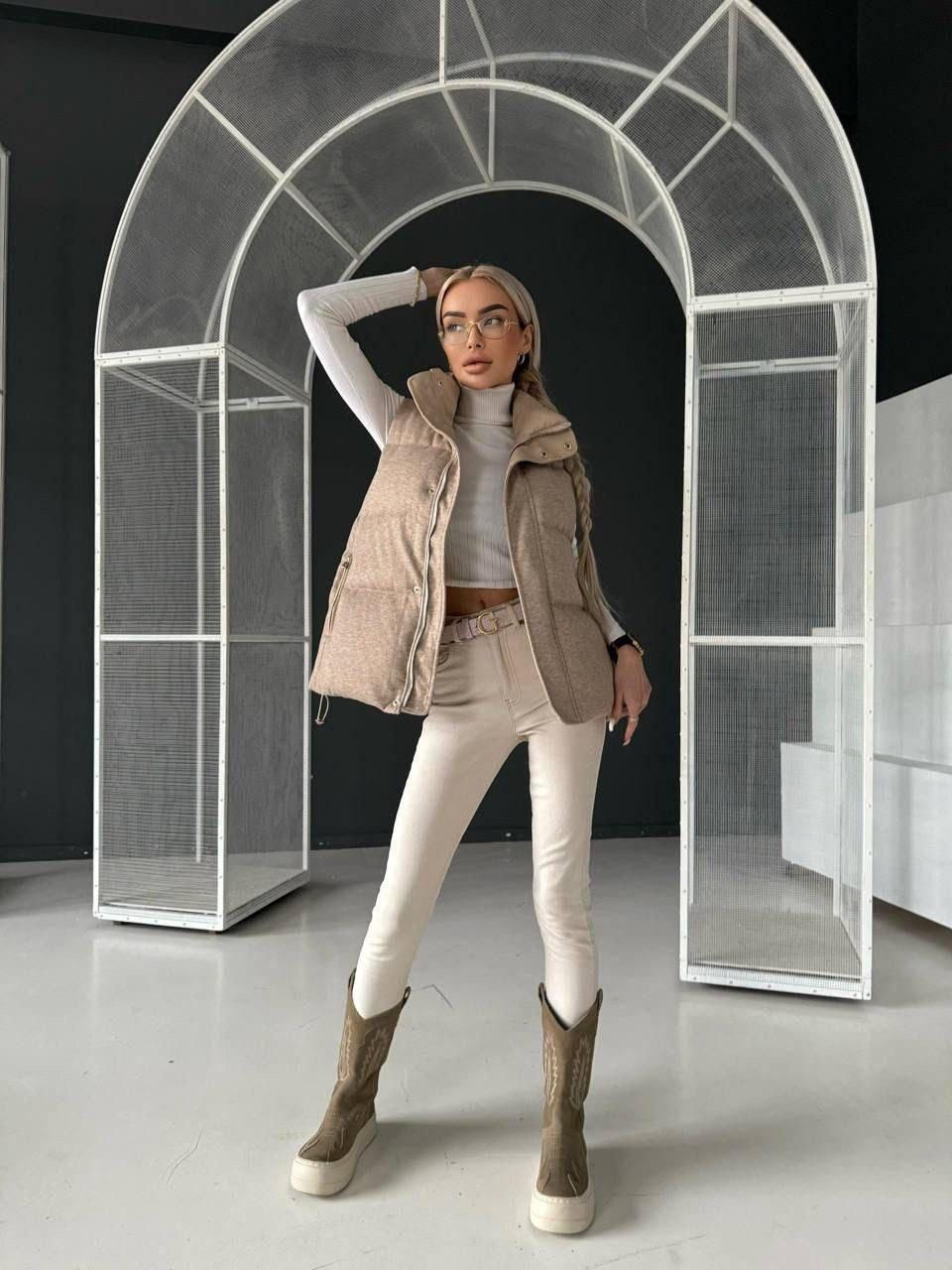 жилетка женская,женский жилет,стильная жилетка,жилет,теплый жилет