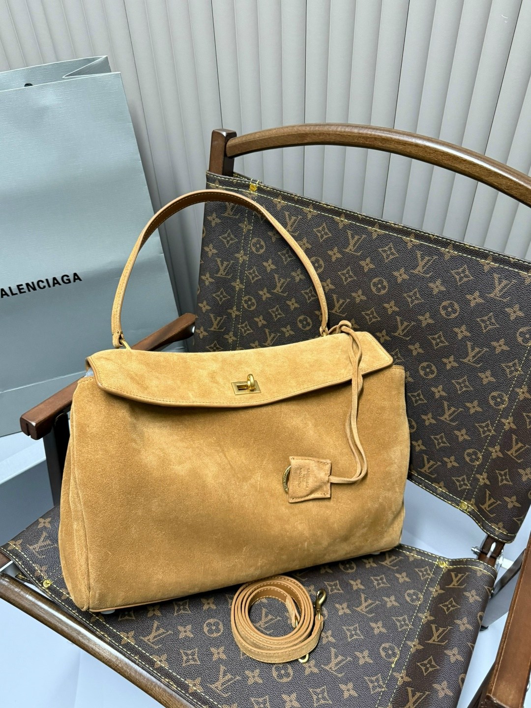 сумка замшевая,женская сумка замшевая,сумка,сумка женская тоут замша натуральная,сумка из натуральной замши