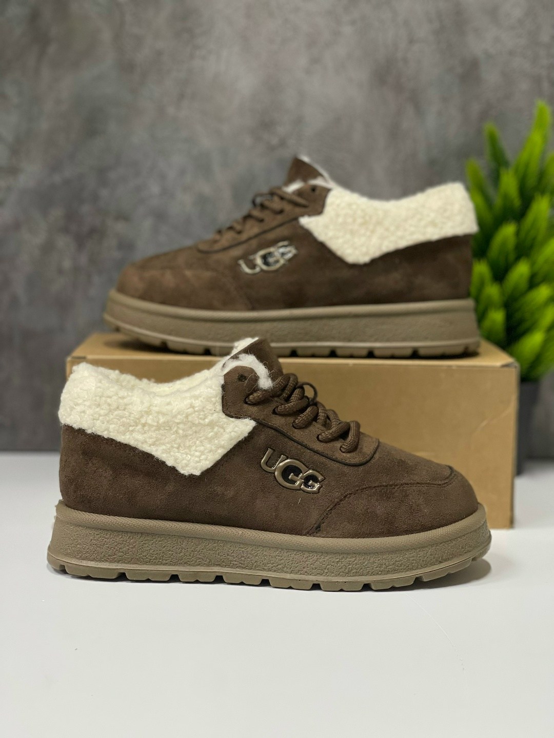 угги зимние с мехом на платформы,кроссовки зимние женские ugg,,зимние кроссовки ugg,зимние кеды ugg женские