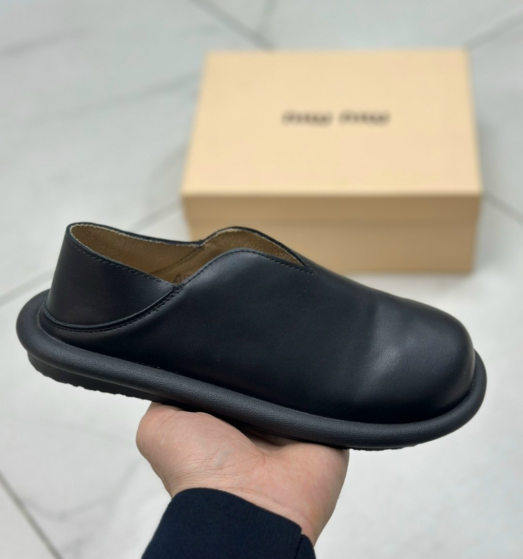 ,женская ,туфли на плоской подошве,туфли на плоской подошве из натуральной кожи,туфли повседневные