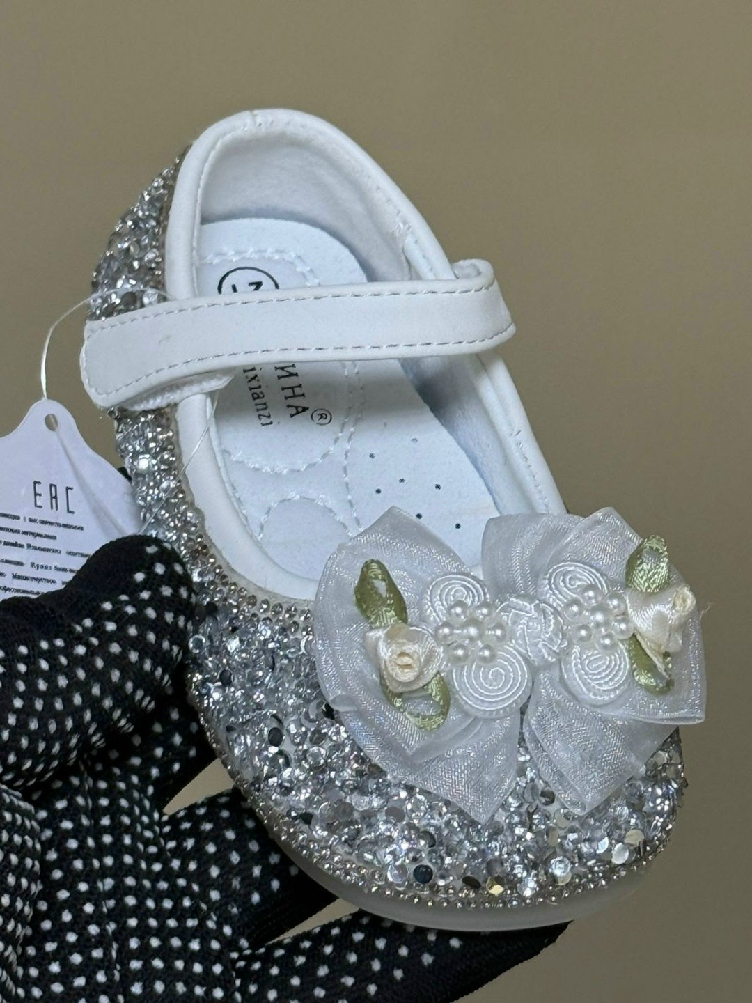 ,туфли со стразами для девочки,туфли для принцессы,детские туфли,туфли для девочек