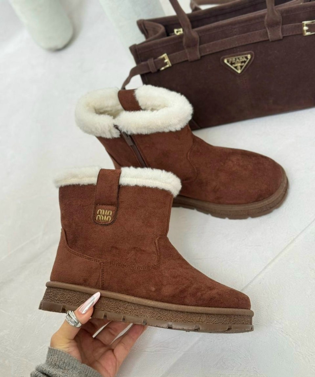 ,угги из натуральной замши на зиму destra 231581847,женские угги,зимняя женская ,женские зимние сапоги