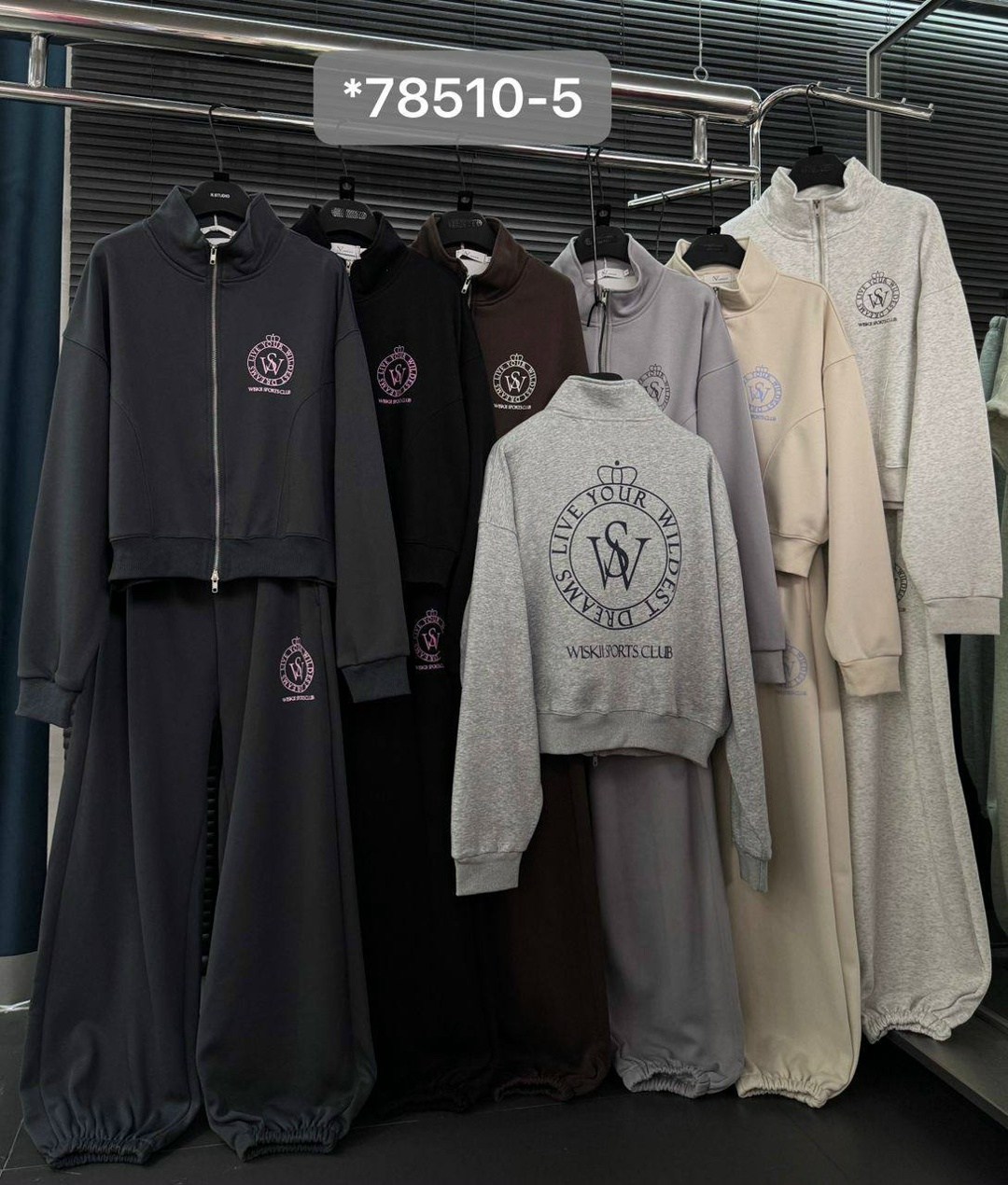 спортивный костюм женский,спортивный костюм,женский спортивный костюм из премиальной ткани,костюм женский ,спортивный костюм женский на флисе