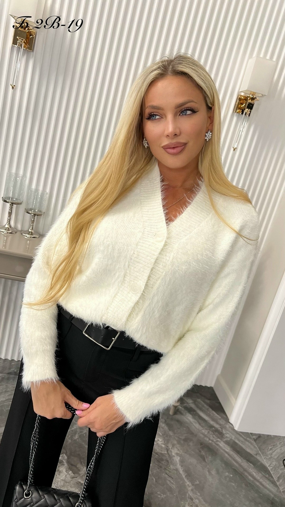 вязаные кардиганы,костюмы брючные,кардиган,джемпер кардиган,женские кардиганы