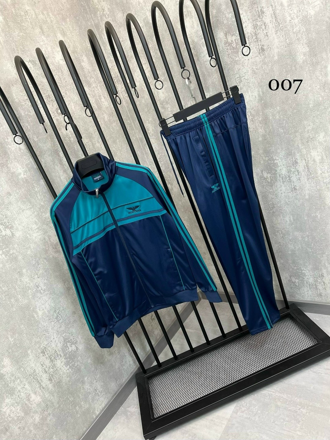 спортивный костюм адидас,спортивный костюм adidas из 90-х "шустер",спортивный костюм adidas,спортивные костюмы адидас мужские,спортивный костюм adidas originals