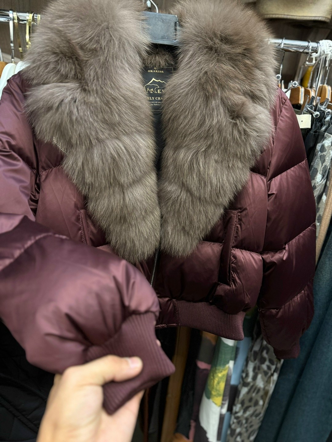 пуховики с мехом,женский короткий пуховик,короткий пуховик,женский пуховик,пуховики с натуральным мехом