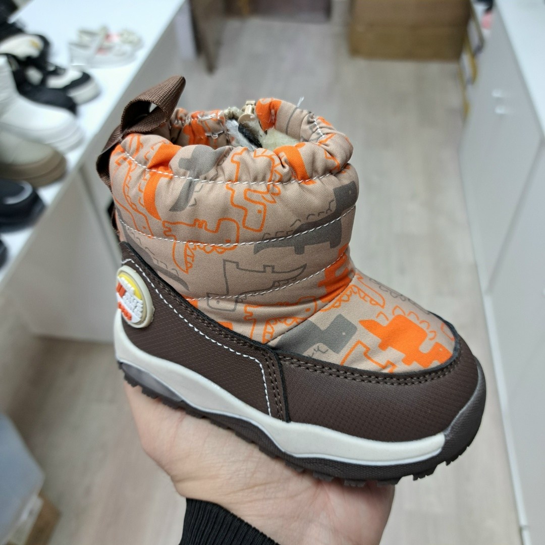 дутики детские,детские зимние сапоги,детские зимние ботинки,,детская