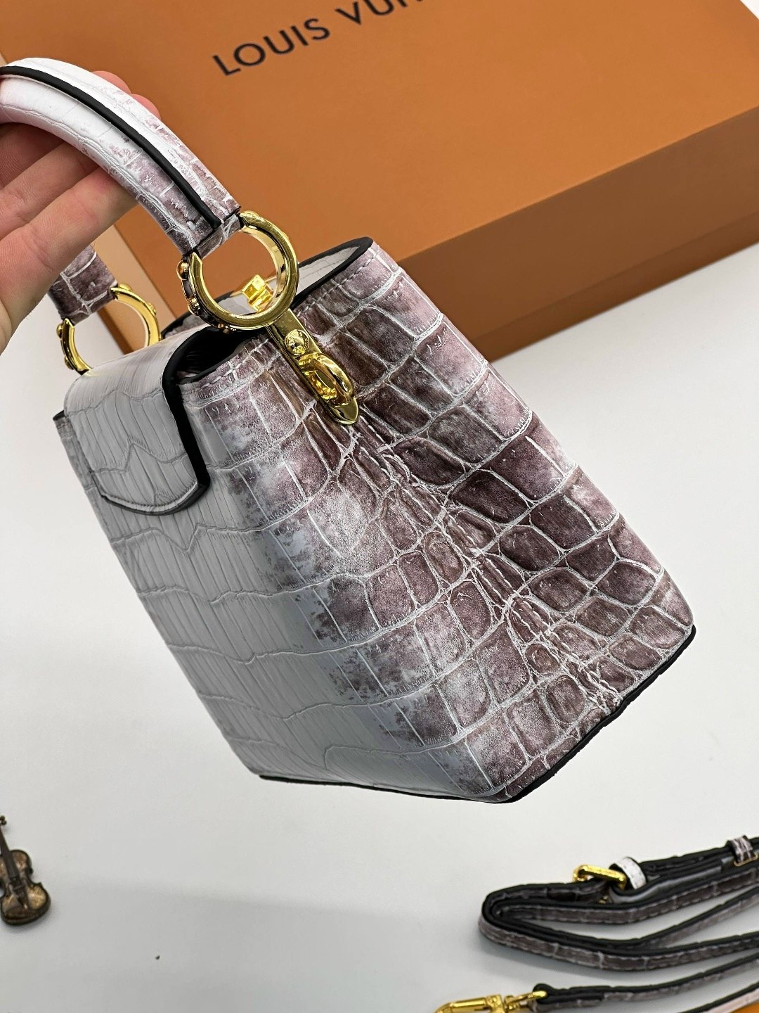 louis vuitton capucines,брендовые сумочки,модная сумка,louis vuitton сумка,сумка женская