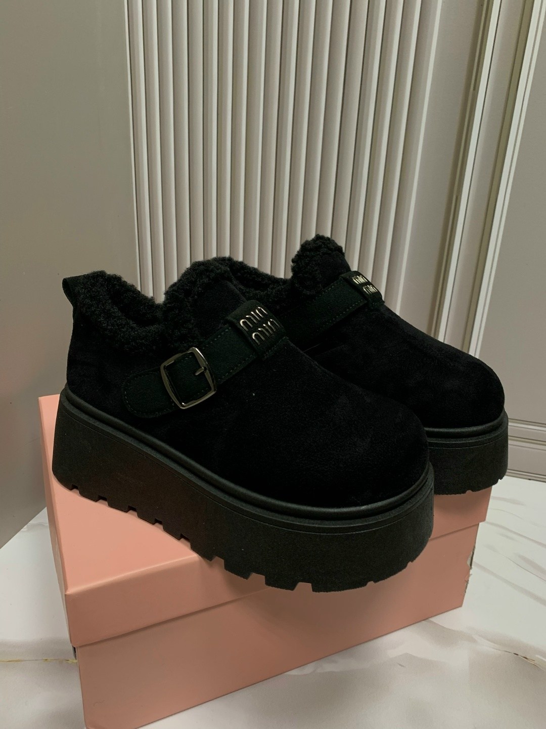 повседневная женская  лоферы с меховыми сабо на платформе круглым носком,,лоферы на платформе,женские лоферы на платформе,женская