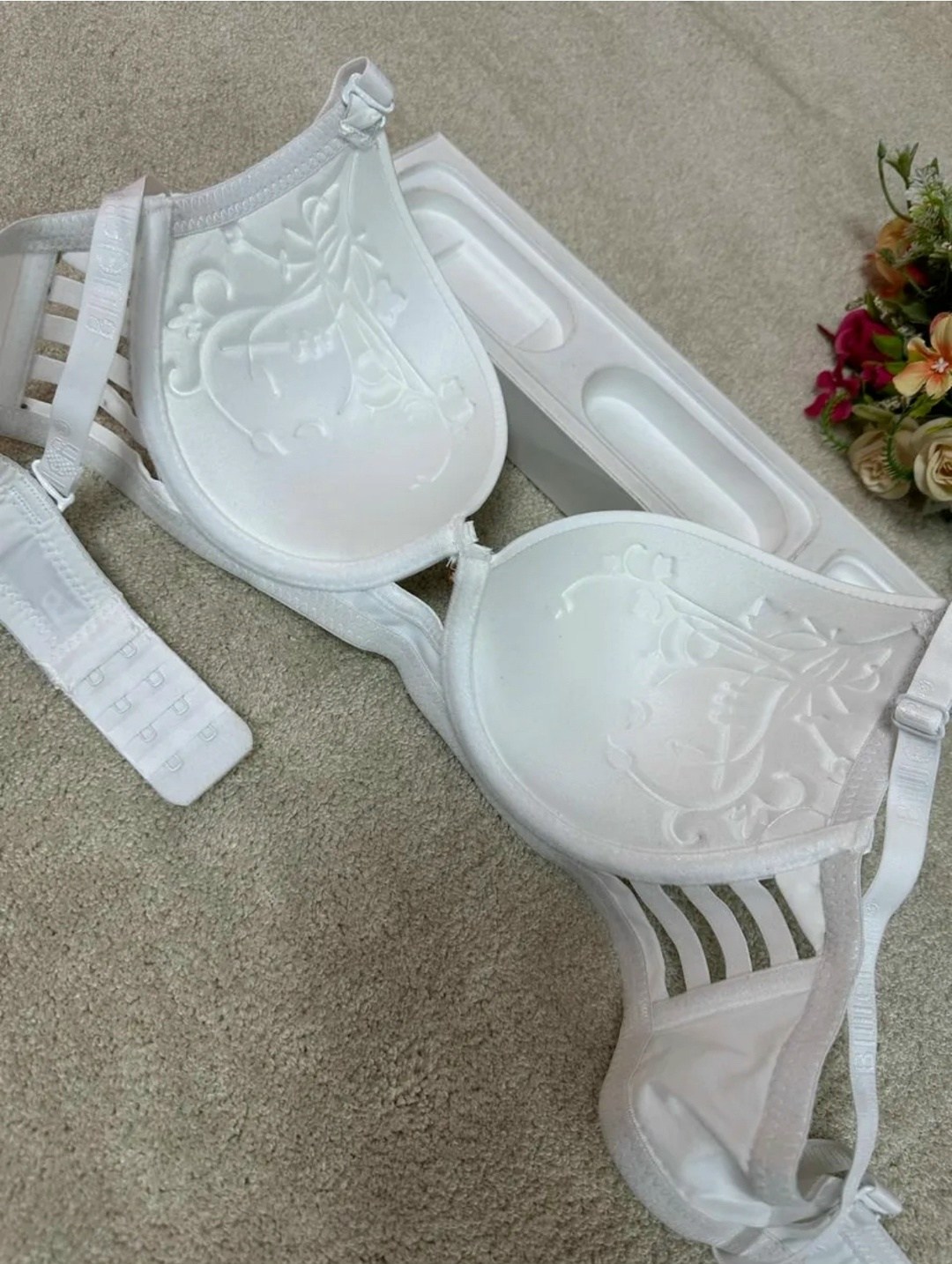 женские бюстгальтеры,бюстгальтер,бюстгальтер пуш-ап,нижнее белье бюстгальтер,женское нижнее белье