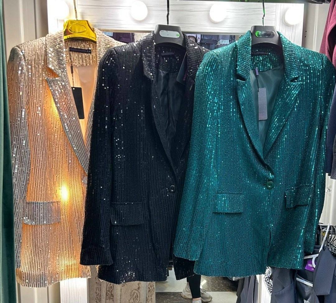 женский бархатный блейзер двубортный пиджак с блестками,пиджак с пайетками женский,пиджак жакет блестящий пайетки,блестящие пиджаки,пиджак с пайетками