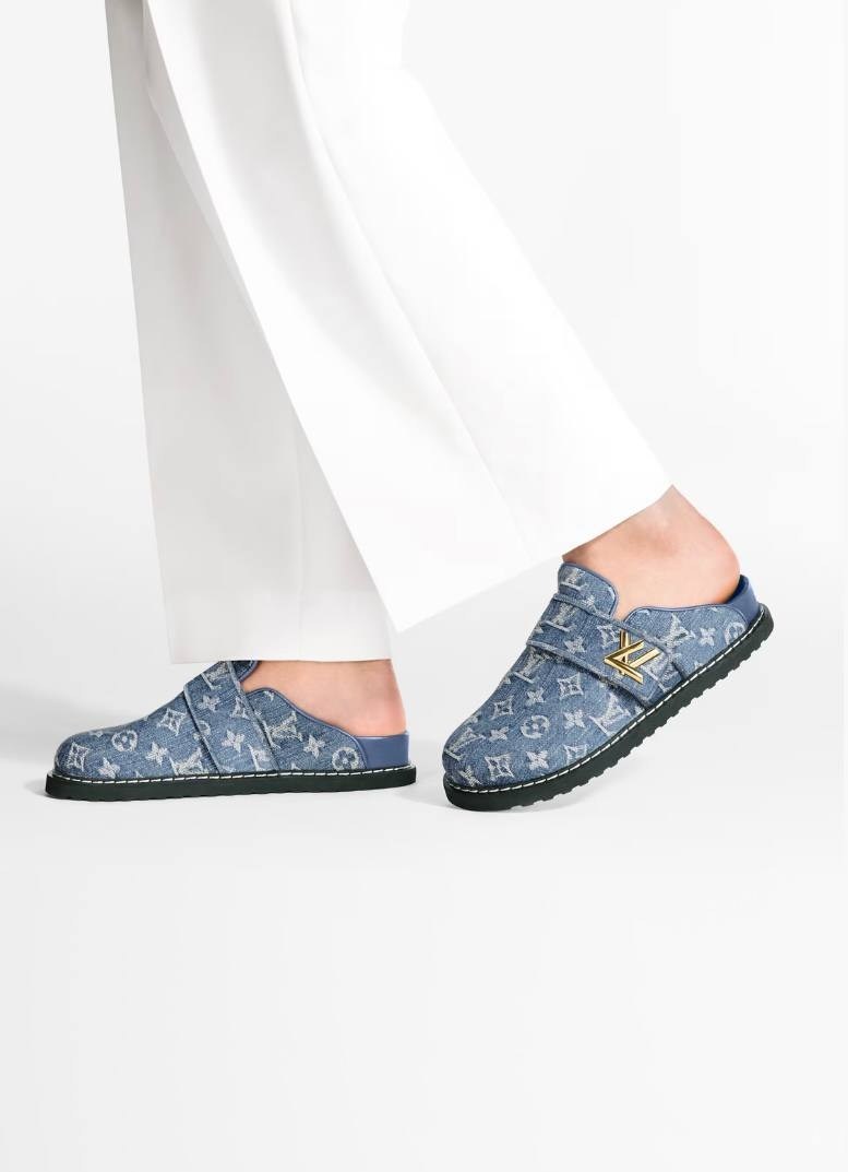 ,мюли louis vuitton,тапочки louis vuitton,модные тапочки,летние тапочки