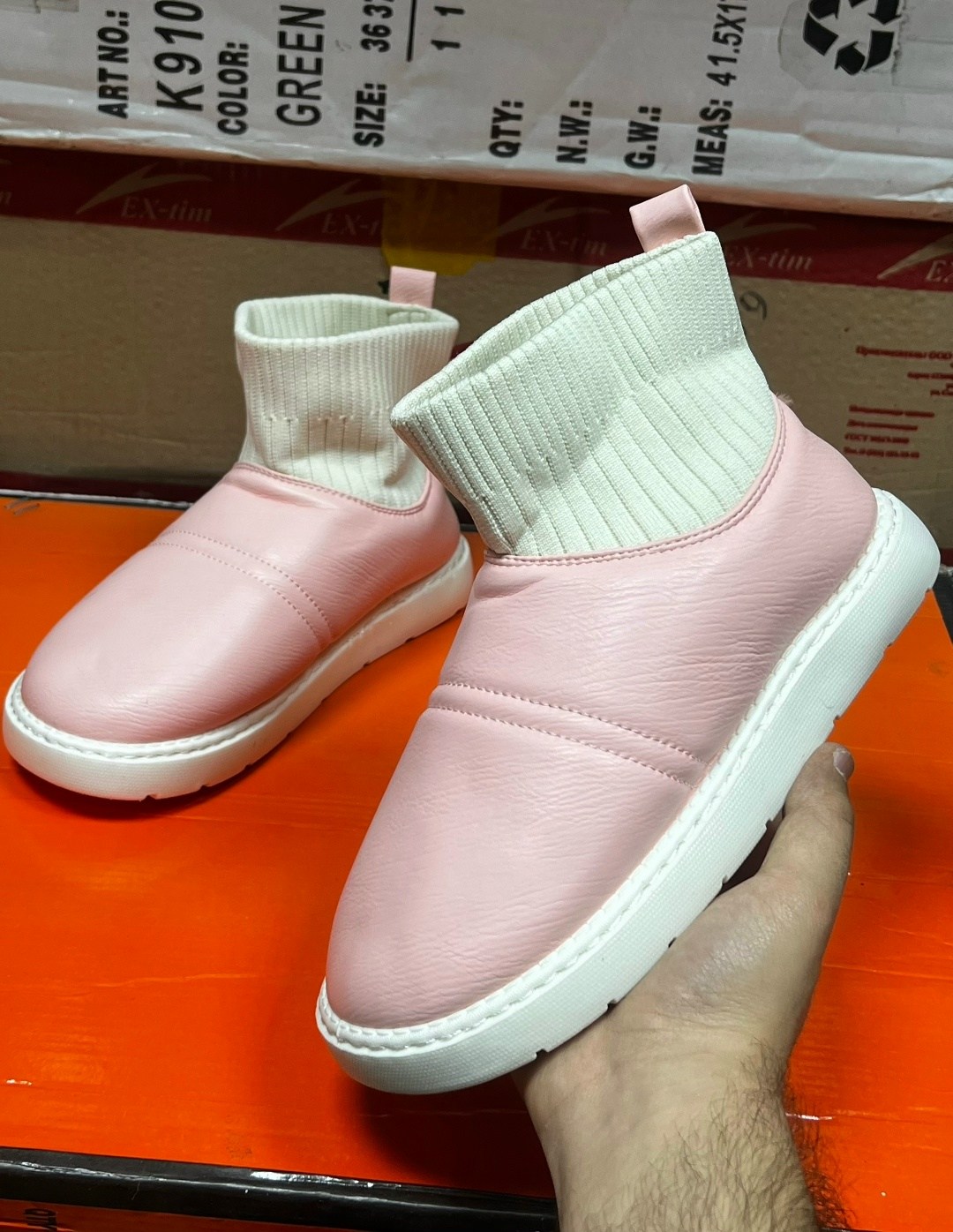 ,обуви,угги женские,теплая ,женская зимняя