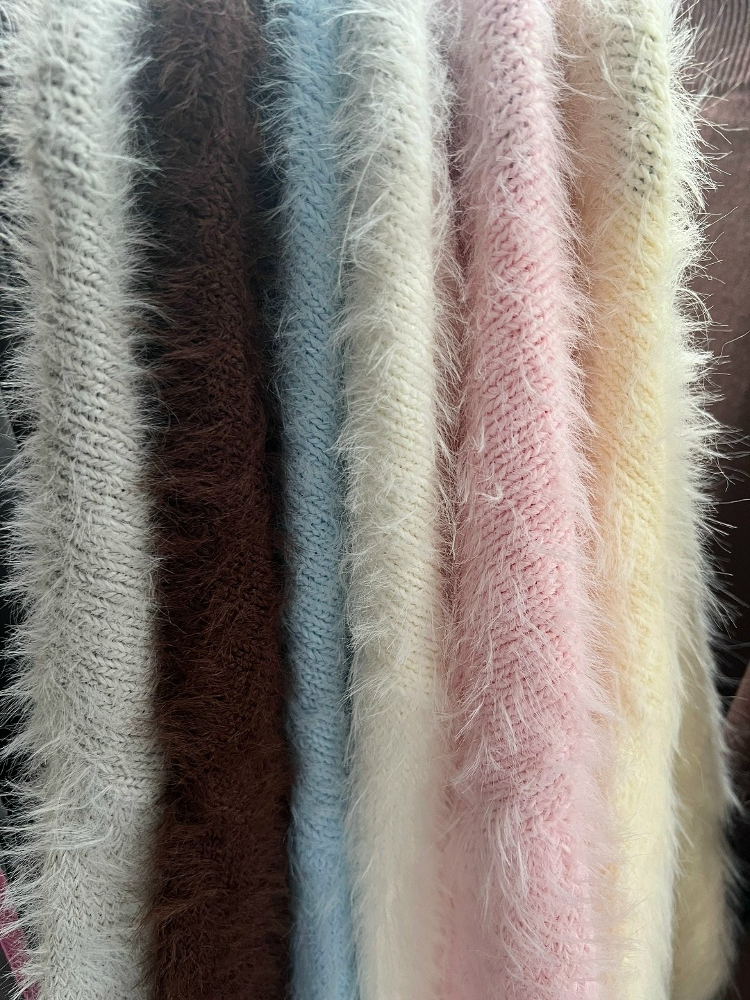 вязаные кардиганы,костюмы брючные,кардиган,джемпер кардиган,женские кардиганы