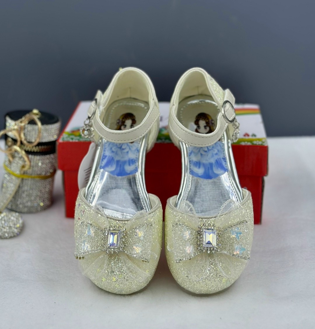 туфли для принцессы,детские туфли для девочек,нарядные туфли для девочек,туфли для девочек,туфли детские нарядные