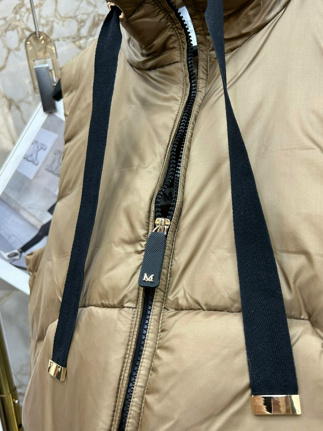 теплый жилет,пуховой жилет,женский жилет,жилет,женские жилетки