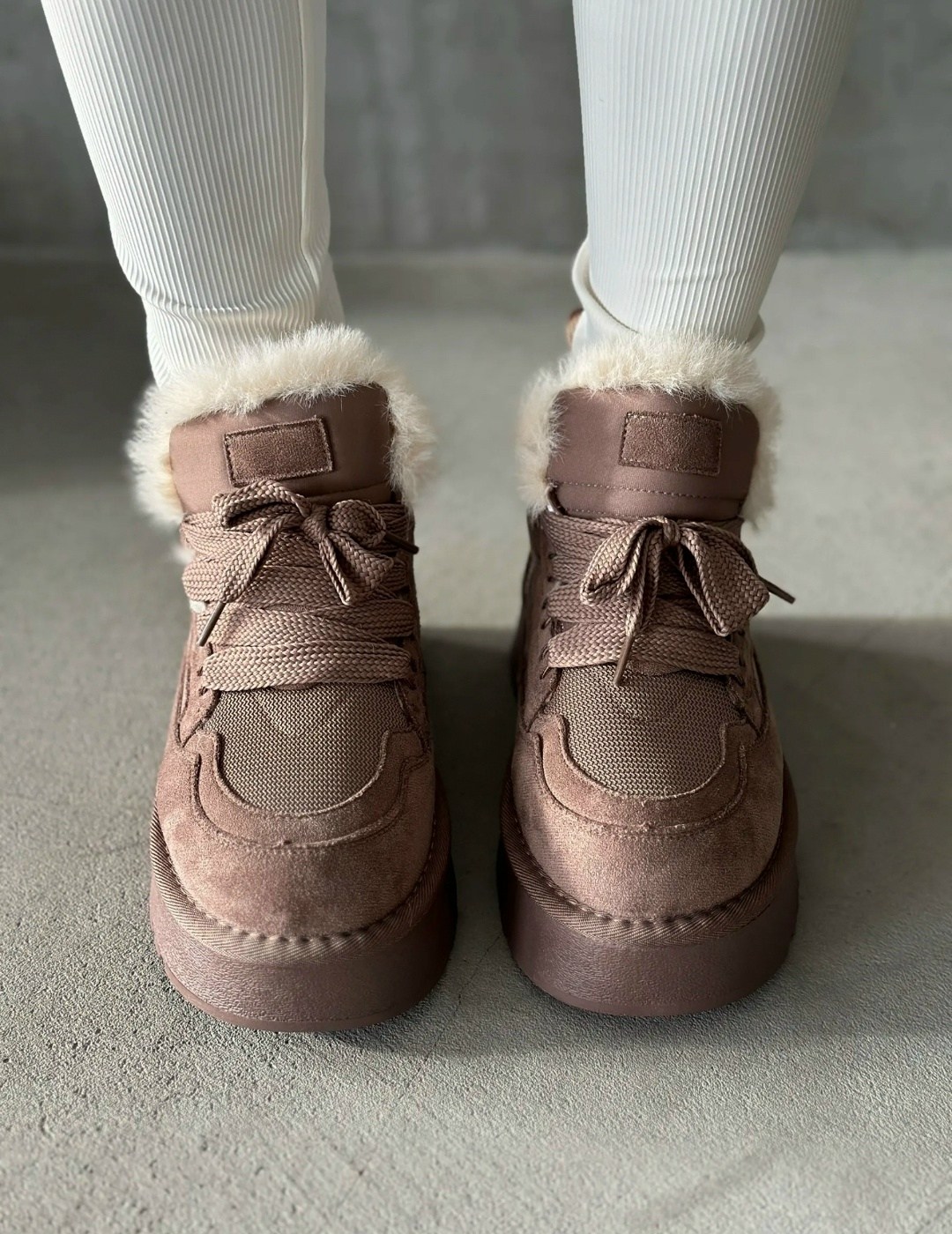 ,зимняя  женская,женская ,кроссовки женские зимние,ugg кроссовки