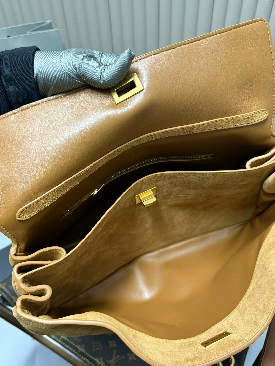 сумка замшевая,женская сумка замшевая,сумка,сумка женская тоут замша натуральная,сумка из натуральной замши