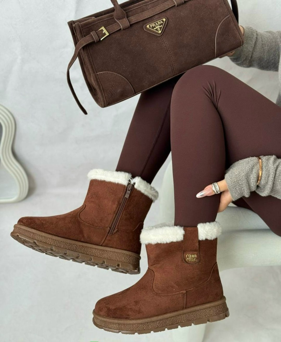 ,угги из натуральной замши на зиму destra 231581847,женские угги,зимняя женская ,женские зимние сапоги