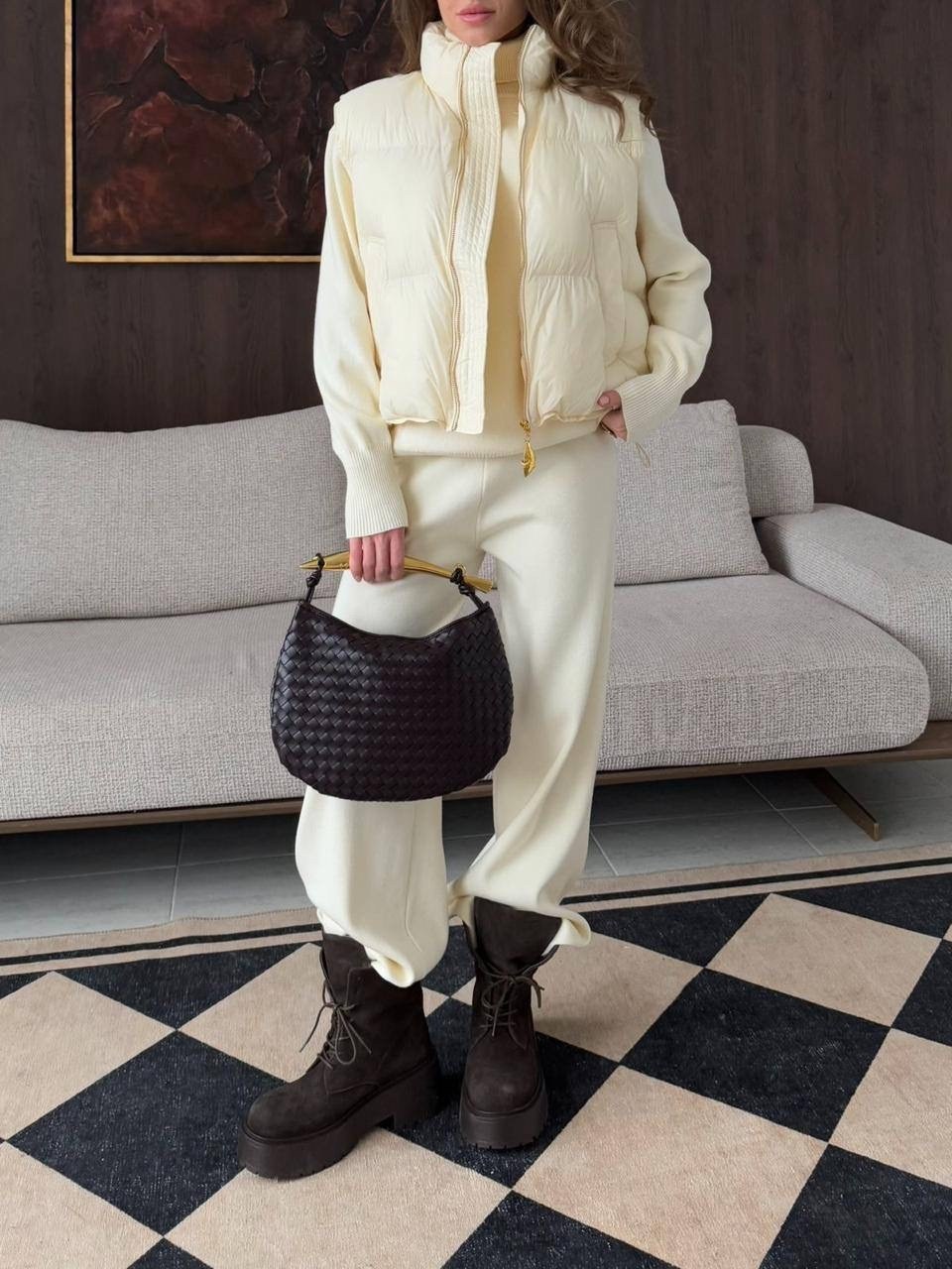 женская жилетка,жилет бежевый,костюм женский тройка,костюм тройка