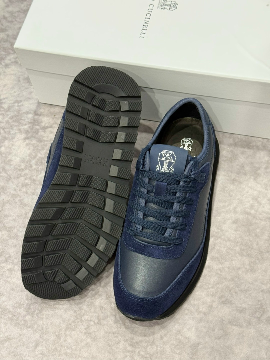 ,кроссовка мужской,мужские кроссовки,кроссовки мужские и женские,мужская  кроссовки