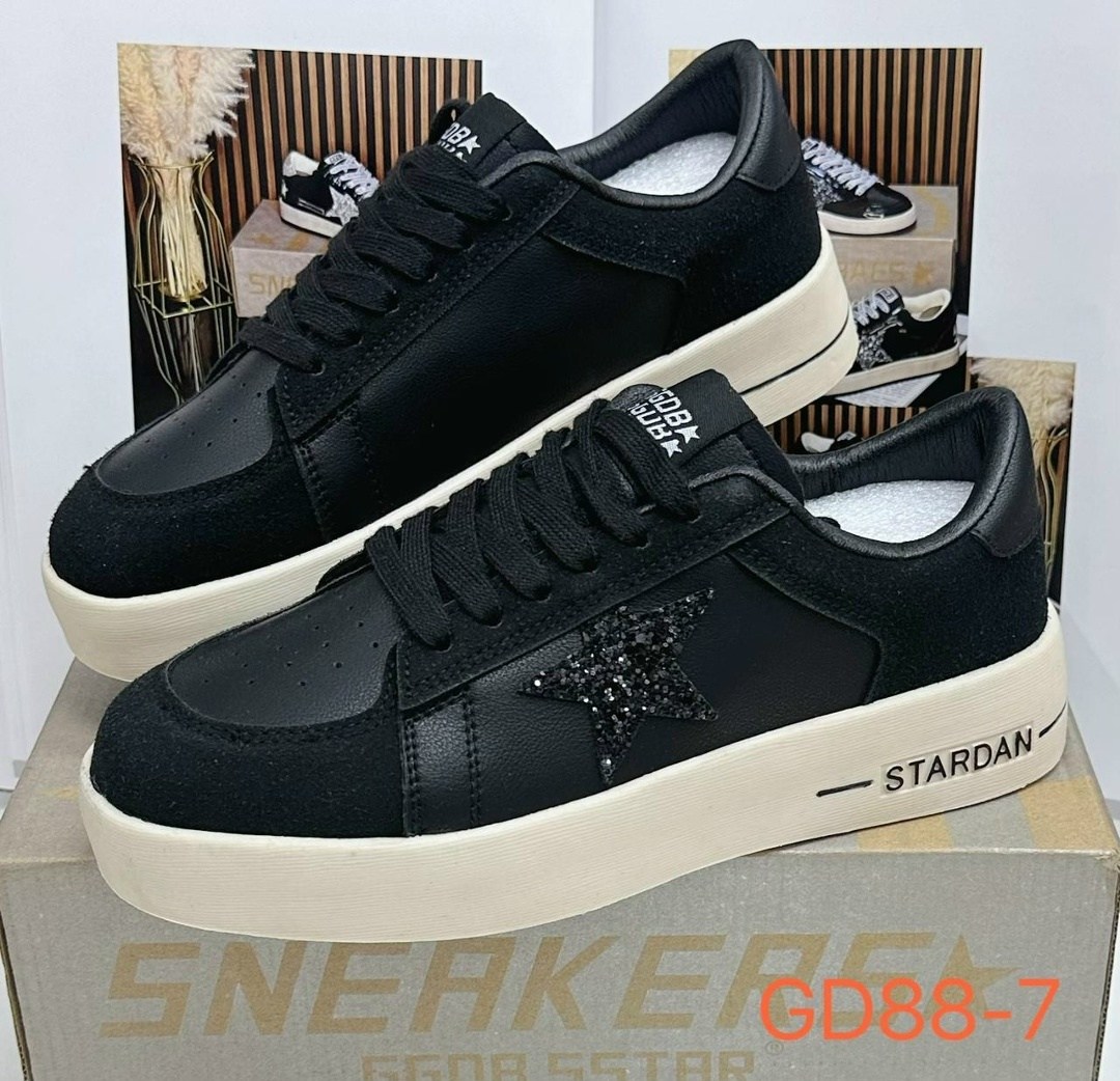 , женская,кеды женски,блестящие кроссовки,кроссовки со звездами