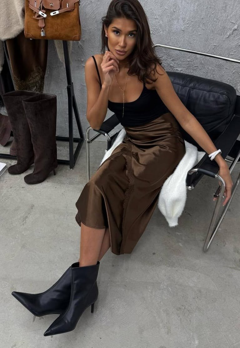 коричневое платье,платье комбинация миди,платье,платье с кружевной отделкой от мими never fully dressed, коричневый,платье комбинацию