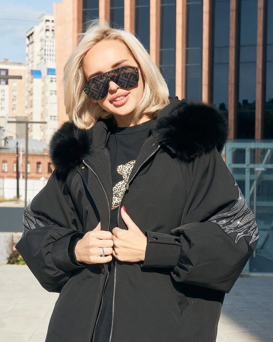 куртка бомбер,парка бомбер с мехом песца,куртка женская бомбер,куртка зимняя,куртка с крыльями на спине